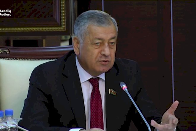    “Millət vəkili bizneslə məşğul olmalı deyil” –   Vahid Əhmədov