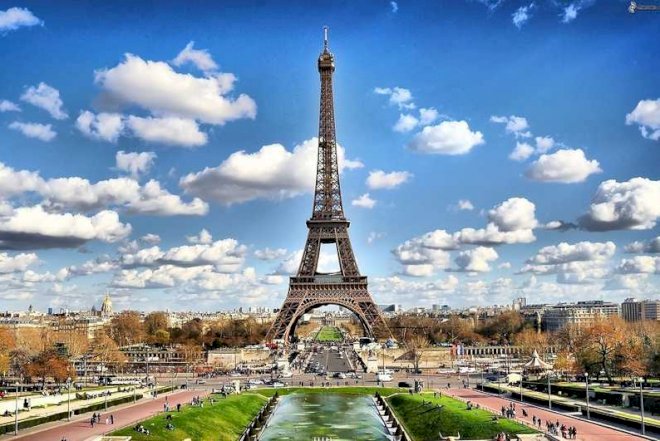    Zaqataladan Parisə...   