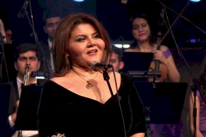    Aygün Səmədzadədən yeni layihə:  “Azərbaycan 100 mahnıda”   