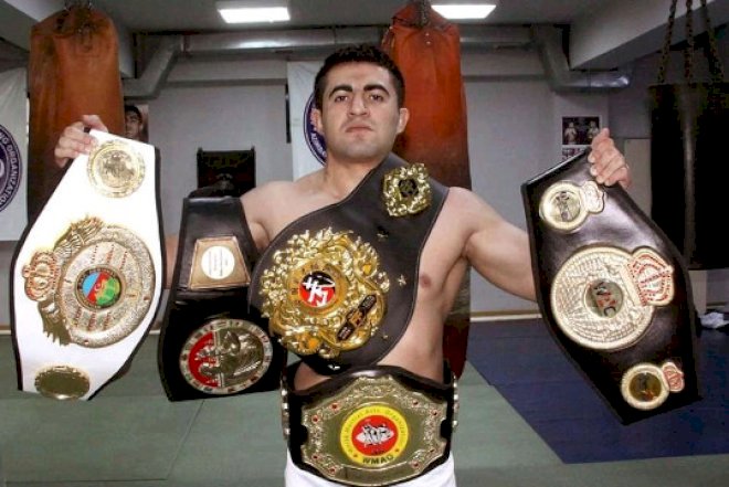    “Mənə səs verərsiz?” – Azərbaycanlı dünya çempionu deputat olmaq istəyir   - Foto