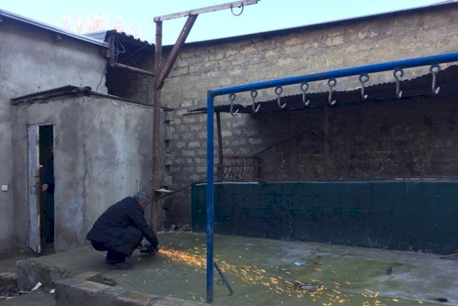    Bakıda qanunsuz quraşdırılmış ət kəsimi qurğuları söküldü - Foto   