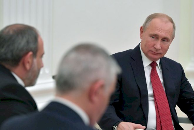    Ermənistanla Rusiya arasında nə baş verir? - Putinə Yerevanda hörmətsizlik   - Video