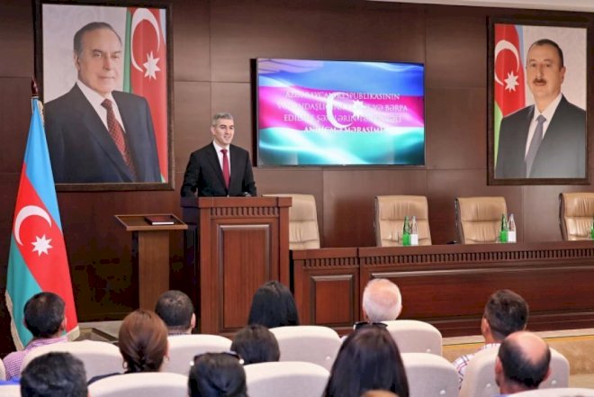   Azərbaycan vətəndaşlığına qəbul edilənlər and içdi   - Fotolar