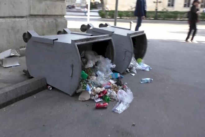    Milli Şura zibilləri dağıdıb: Polis açıqlama yaydı -   Fotolar