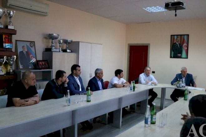    Uğursuzluq millimizin baş məqşçisinə baha başa gəldi –   İstefa