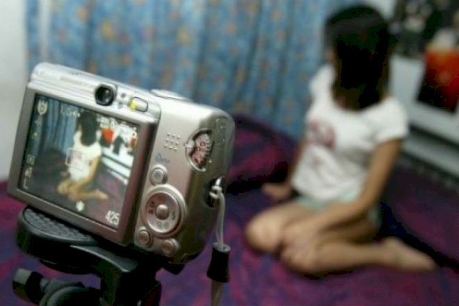    Bakıda anadan iyrənc əməl: Qızının çılpaq videosunu çəkib...   