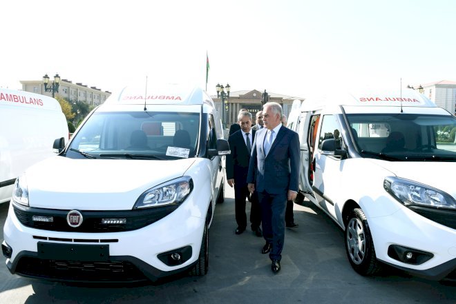    Vasif Talıbov maşın payladı – Foto   