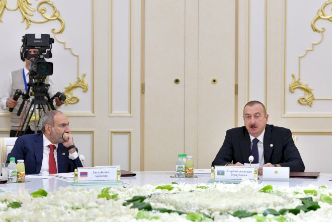    İlham Əliyev Aşqabadda çıxış etdi - Fotolar   