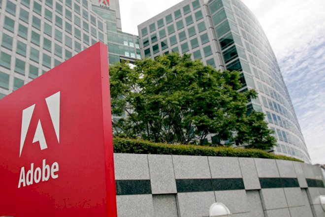    Tramp istədi, “Adobe” bu ölkədəki istifadəçilərin hesablarını ləğv etdi   