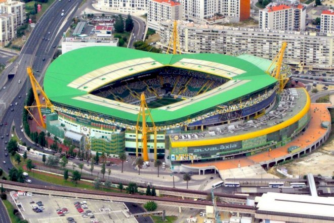    “Sportinq“ klubu stadionuna Kriştianu Ronaldonun adını vermək istəyir   