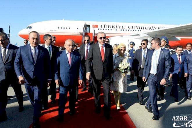    Ərdoğan Azərbaycana gəlib - Fotolar   