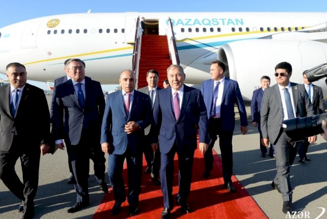    Nursultan Nazarbayev Bakıdadır - Foto   