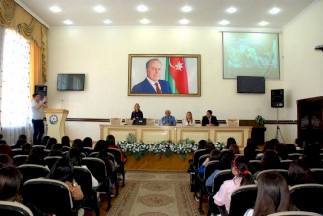    “Azercell“ regionlardakı tələbələrlə görüş keçirdi   