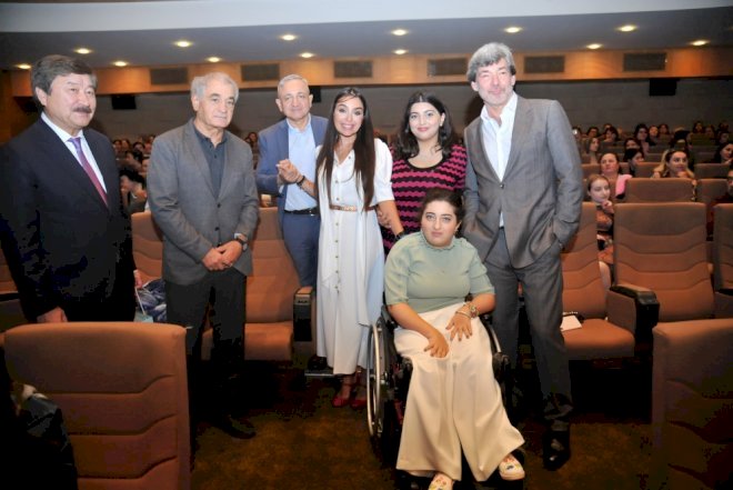    Leyla Əliyeva Andrey Dementiyevə həsr edilmiş filmin təqdimatında iştirak edib   - Fotolar