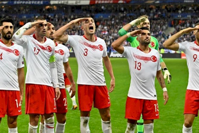    Türkiyə millisinin iki üzvü UEFA-nın rəmzi komandasında   