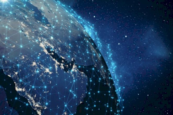    İlon Mask okeanları belə internetlə təmin edəcək - Peyklərin sayını 42 minə çatdırır   