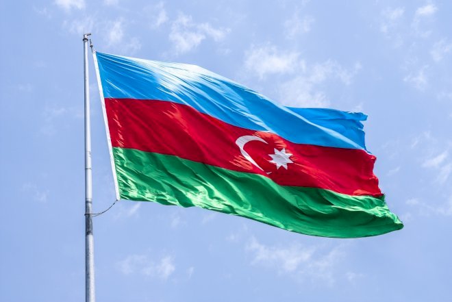    Azərbaycanın Dövlət Müstəqilliyi Günüdür   