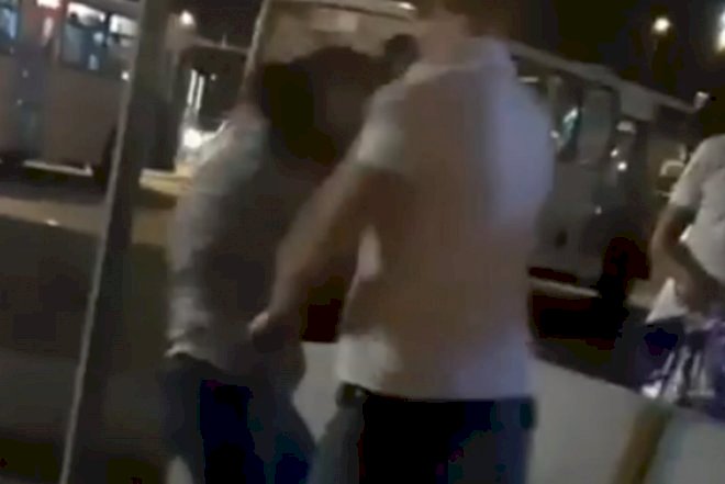    Küçədə qızla qucaqlaşan oğlana etiraz elədi, bıçaqladı - Bakıda qəribə qətl   