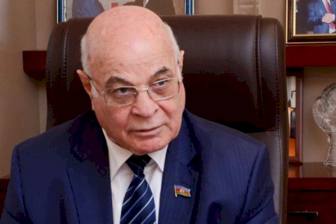    Yaşlı deputatlar “çempionata” hazırlaşır? – “Qaçıram, duş qəbul edib, oluram cavan oğlan”   