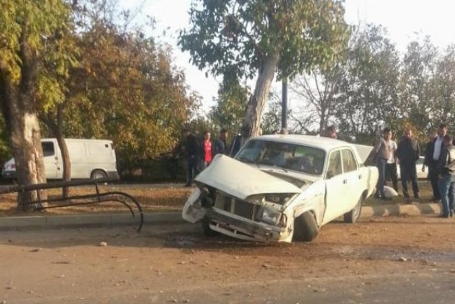    Azərbaycanda toydan qayıdanlar qəzaya düşdü - Foto   