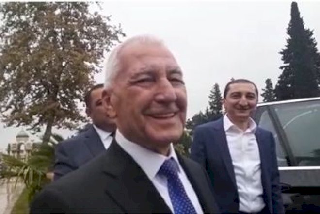    Şəmsəddin Xanbabayev sakinlərlə vidalaşdı - Video   