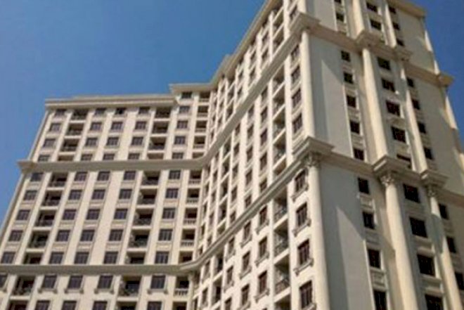    Jurnalistlərin binasındakı mənzillər satışa çıxarıldı - Foto   