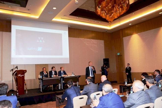    Bakıya  458 yeni lift gətirilib - Fotolar   