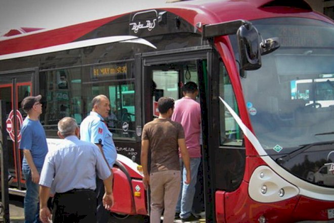    Sərnişinlərin nəzərinə:   Bakıda gediş haqqları yenə dəyişdirilir - Video