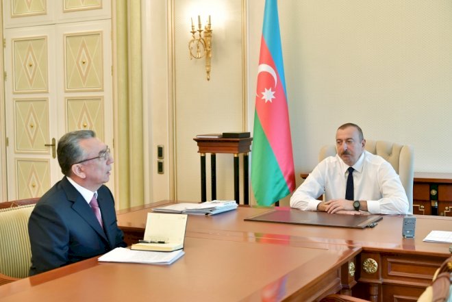    İlham Əliyev Eldar Əzizovu qəbula çağırdı   