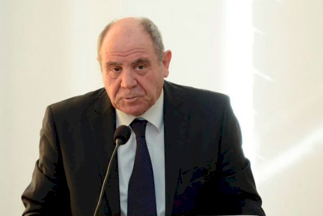   “Bir nəfərin 20-25 il nazir olması…” –   Keçmiş deputatdan etiraz