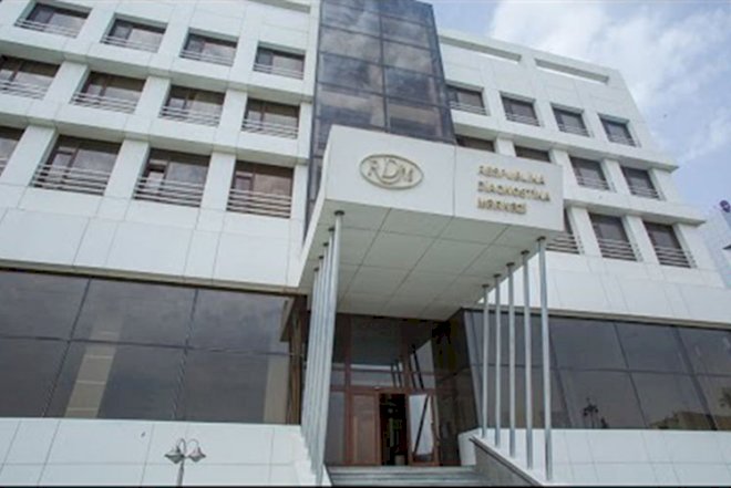    Müalicəvi Diaqnostika Mərkəzində intihar - Xəstə özünü pəncərədən atdı   