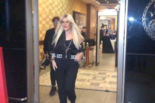    Cinsini dəyişib ərə gedən bloqer Bakıda -   Video