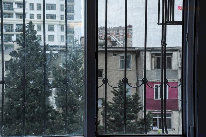    Pəncərədən girib boşanmaq istəyən arvadını öldürdü - Dəhşətli qətlin təfərrüatı   