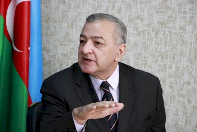    “İndi Qarabağ məsələsində jurnalistlərdən “seyid” kimi istifadə etmək istəyirlər...”   
