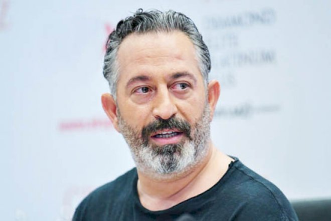    “Bir həftə Bakıda qala bilsəm, Miri Yusif kimi Xalq artisti olaram” - Cem Yılmaz   
