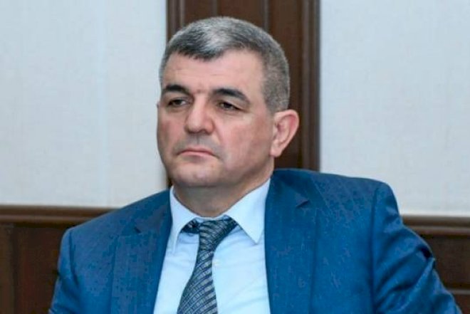    “Hansısa axmaq müğənninin bir-iki saatına 10-15 min manat pul ödəyəcəksə...” - Deputat   