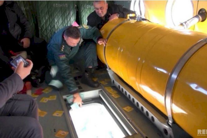    Sumqayıtda görülməmiş hadisə: Helikopterlərdən dəvətnamə atdılar - Foto   