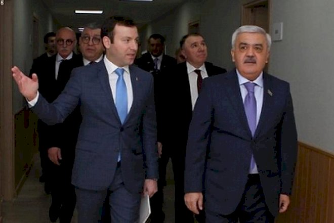    “Təzyiq və təhqirlər başlanıb“ –   Baş katibdən Rövnəq Abdullayevə şikayət