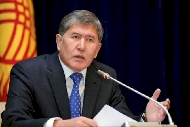    Eks-prezidenti məhkəməyə zorla gətirdilər   