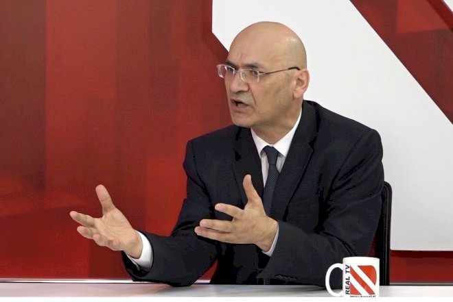    “Nə üçün eyni dövlət resurslarının hazırlanmasına təkrar dövlət vəsaitləri xərclənməlidir?”   