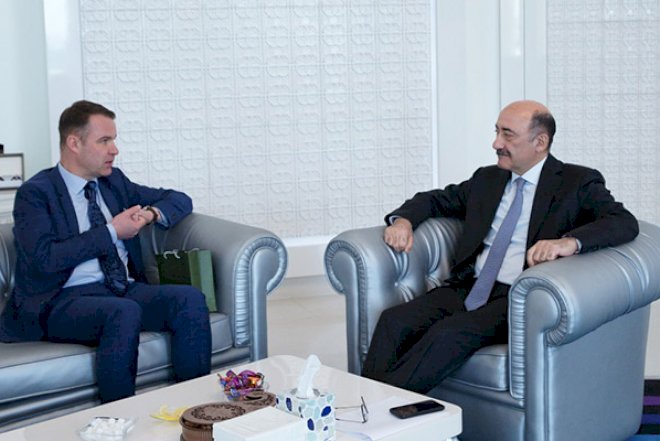    Əbülfəs Qarayev yeni səfirlə görüşdü - Foto   
