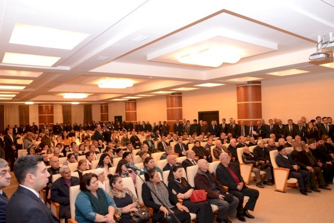    Lökbatandan maraqlı mesaj... - Fotolar   