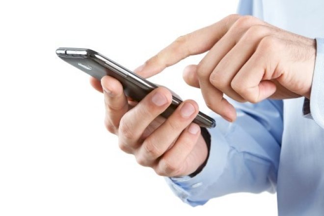    Xaricdən alınan mobil telefon xarab olduğu halda yenisi ilə əvəzlənsə 2-ci dəfə qeydiyyat rüsumu ödəməliyikmi? - ARAŞDIRMA   