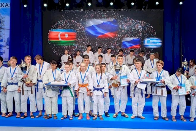    Cüdoçularımızdan gümüş medal   