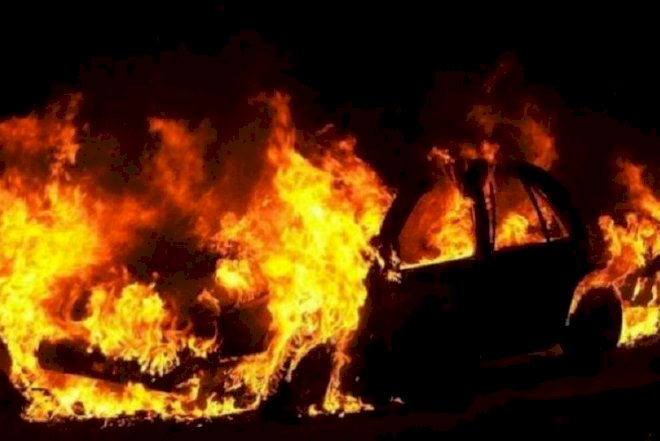    Bakıda səfirin müşavirinin avtomobili yandı   
