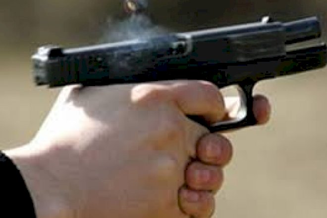    Səməd Vurğun küçəsində kişi ağzından güllələndi   