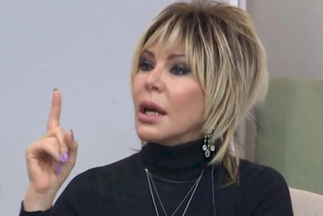    Brilliant Dadaşovaya robot “hücum”u - Video   