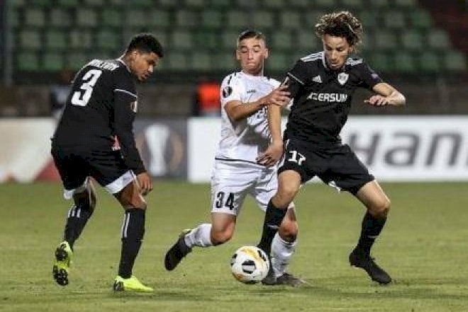    Azlıqda qalan “Qarabağ” son dəqiqədə məğlubiyyətdən xilas oldu -   Yenilənib