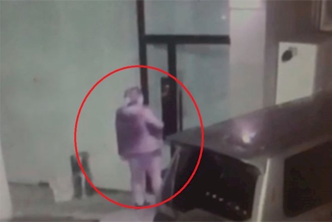    Birinci arvadı ikincinin evinə od vurdu –   Bakıdakı yanğının ŞOK səbəbi + Video