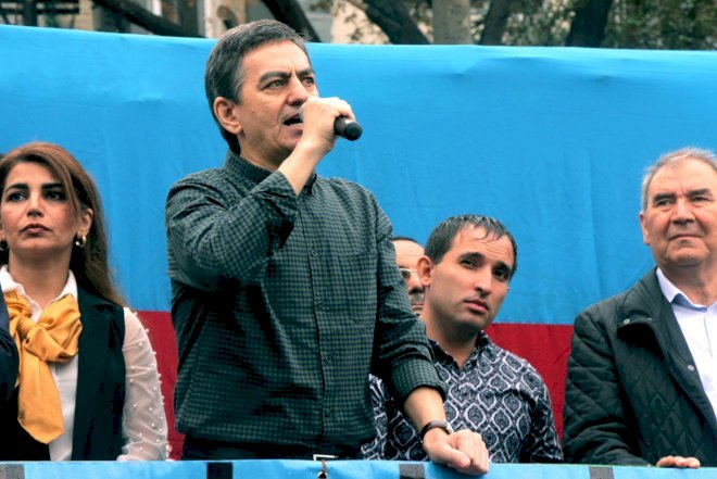    Deputat Milli Şuranın boykotundan danışdı   